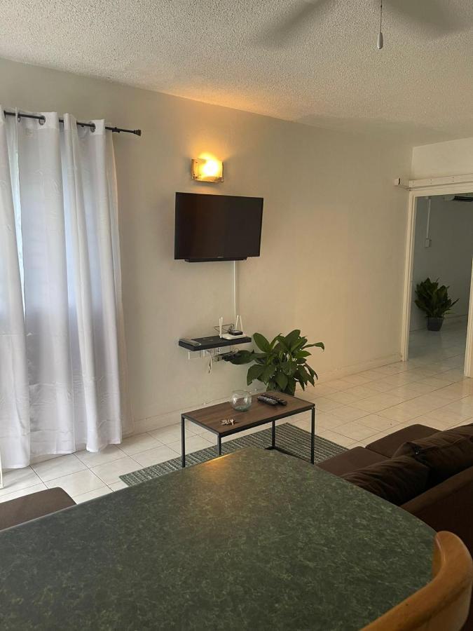 Finest Accommodation Marley Manor Apt # 513 Ground Floor 6 Marley Rd Kgn 6 كينغستون المظهر الخارجي الصورة