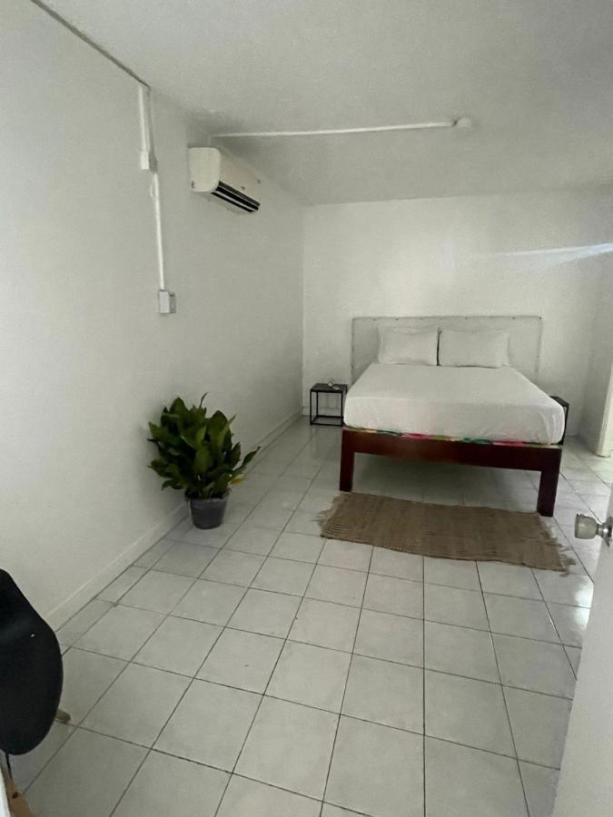 Finest Accommodation Marley Manor Apt # 513 Ground Floor 6 Marley Rd Kgn 6 كينغستون المظهر الخارجي الصورة